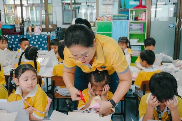โรงเรียนปรีชานุศาสน์